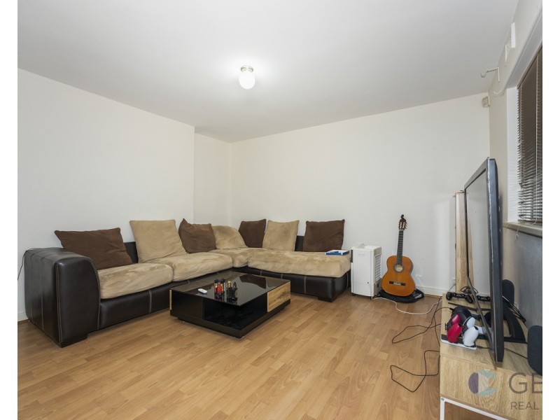 12/6 Seaton Place, Girrawheen WA 6064