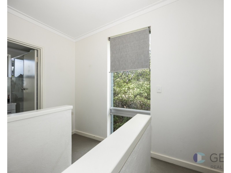 12/6 Seaton Place, Girrawheen WA 6064