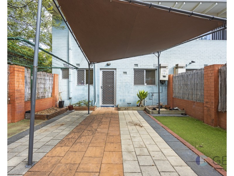 12/6 Seaton Place, Girrawheen WA 6064