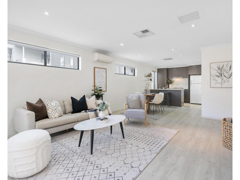 8/3 Spring Avenue, Midland WA 6056
