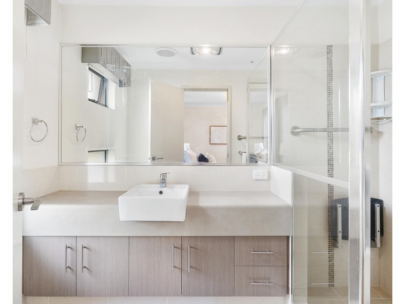 8/3 Spring Avenue, Midland WA 6056