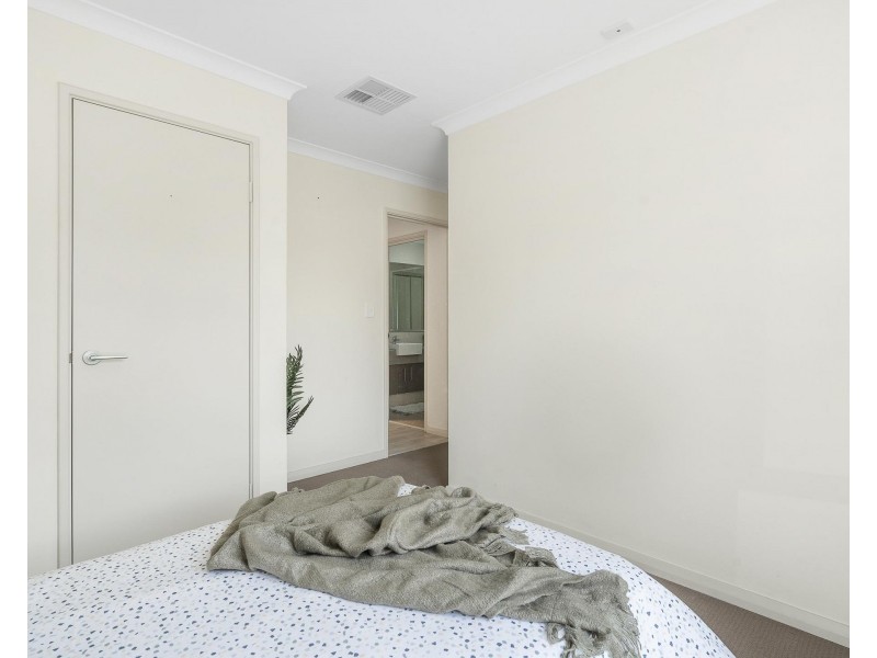 8/3 Spring Avenue, Midland WA 6056