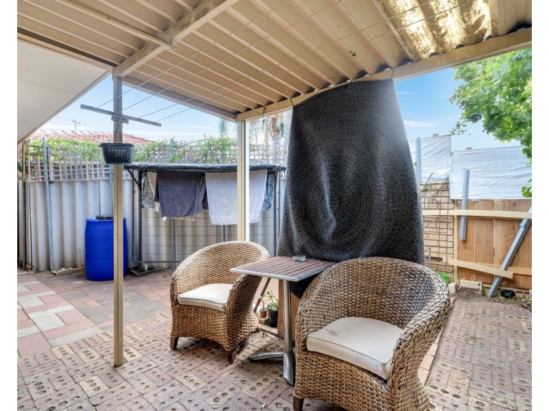 3/3 Park Road, Midvale WA 6056