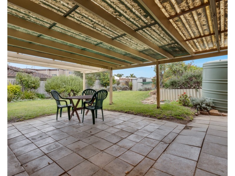 32 Danbury Crescent, Girrawheen WA 6064