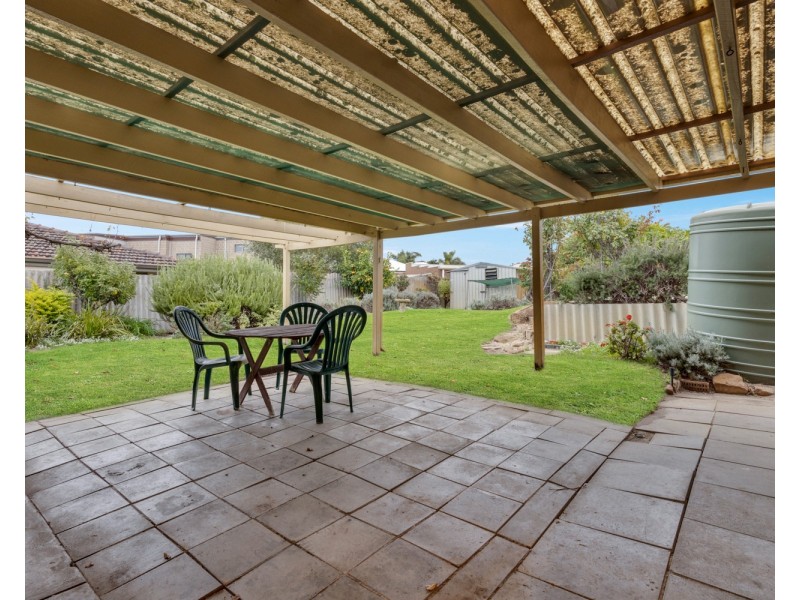 32 Danbury Crescent, Girrawheen WA 6064