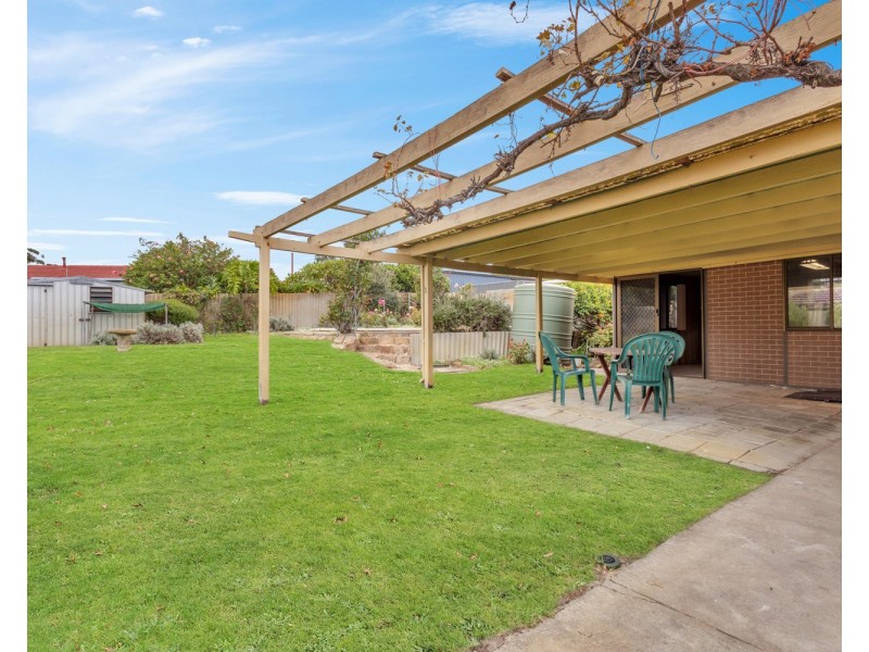 32 Danbury Crescent, Girrawheen WA 6064