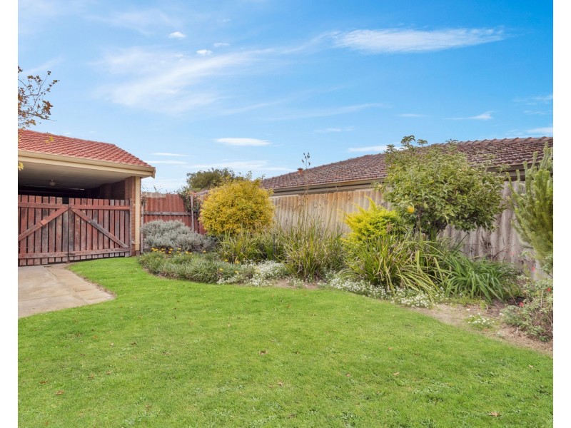 32 Danbury Crescent, Girrawheen WA 6064