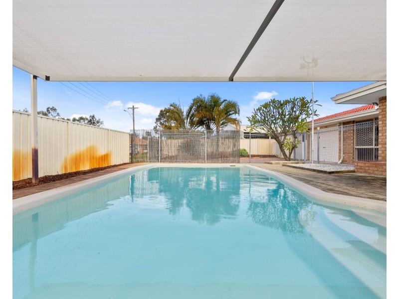 2 MURRAY COURT, Beechboro WA 6063