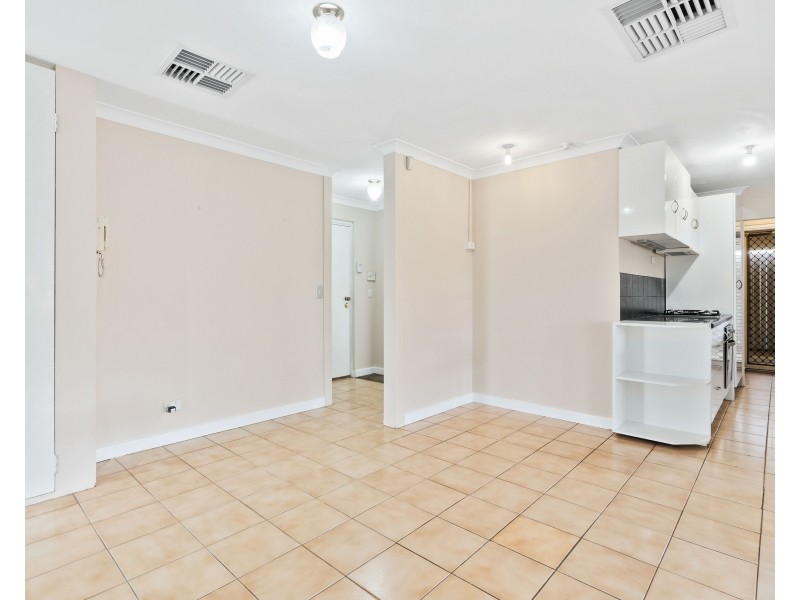 2 MURRAY COURT, Beechboro WA 6063