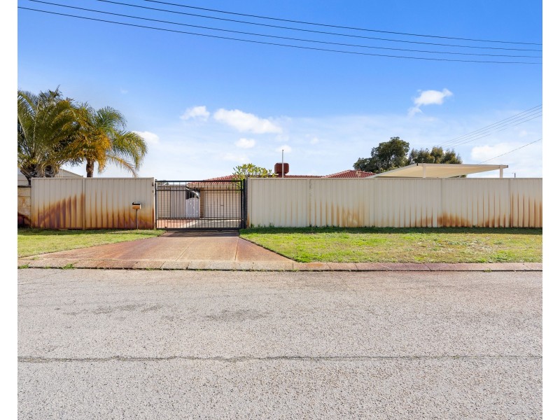 2 MURRAY COURT, Beechboro WA 6063