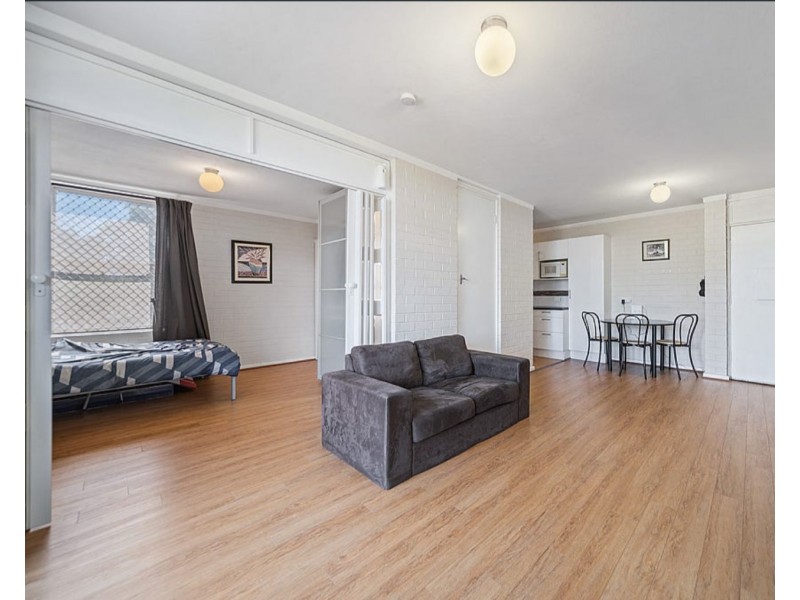 Unit 2/38-42 Waterloo Crescent, East Perth WA 6004
