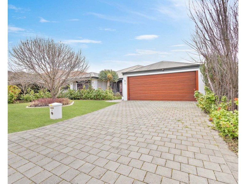 8 DURANT WAY, Ellenbrook WA 6069