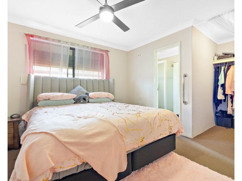 8 DURANT WAY, Ellenbrook WA 6069