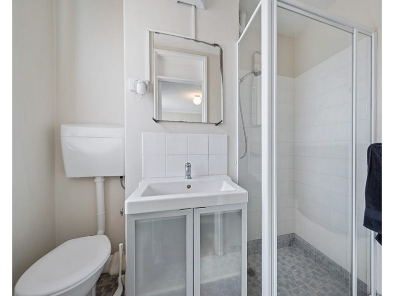 Unit 2/38-42 Waterloo Crescent, East Perth WA 6004