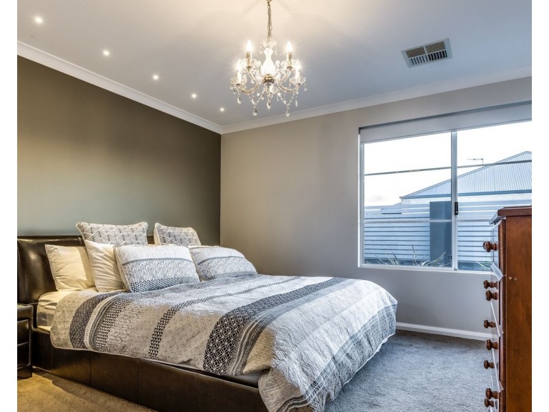 39 Limetta Grove, Landsdale WA 6065