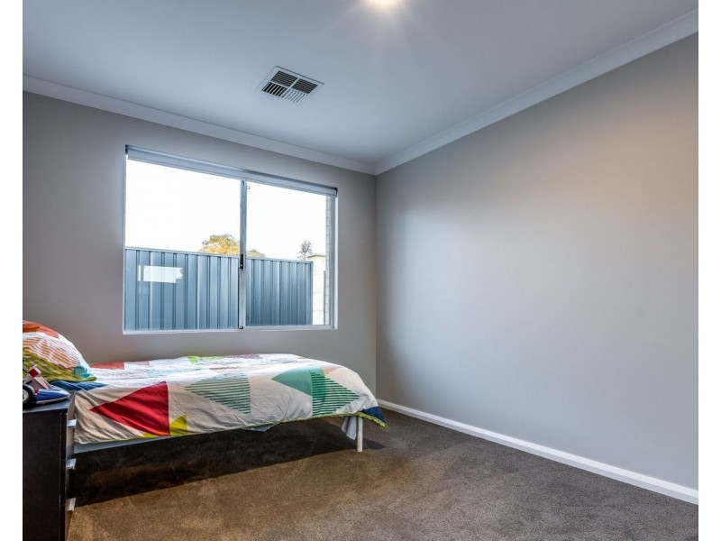 39 Limetta Grove, Landsdale WA 6065