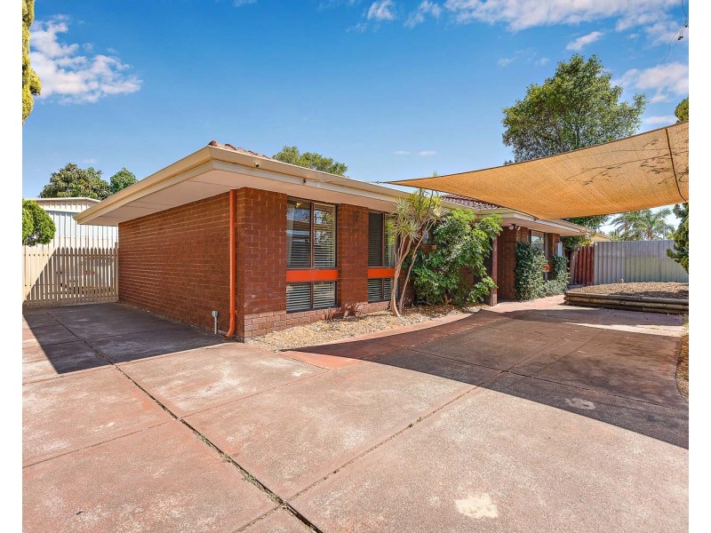 11 BLACKMORE AVENUE, Girrawheen WA 6064