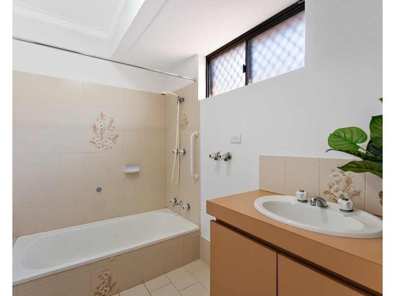 11 BLACKMORE AVENUE, Girrawheen WA 6064