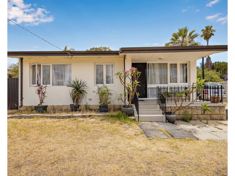 37 CASSERLEY AVENUE, Girrawheen WA 6064