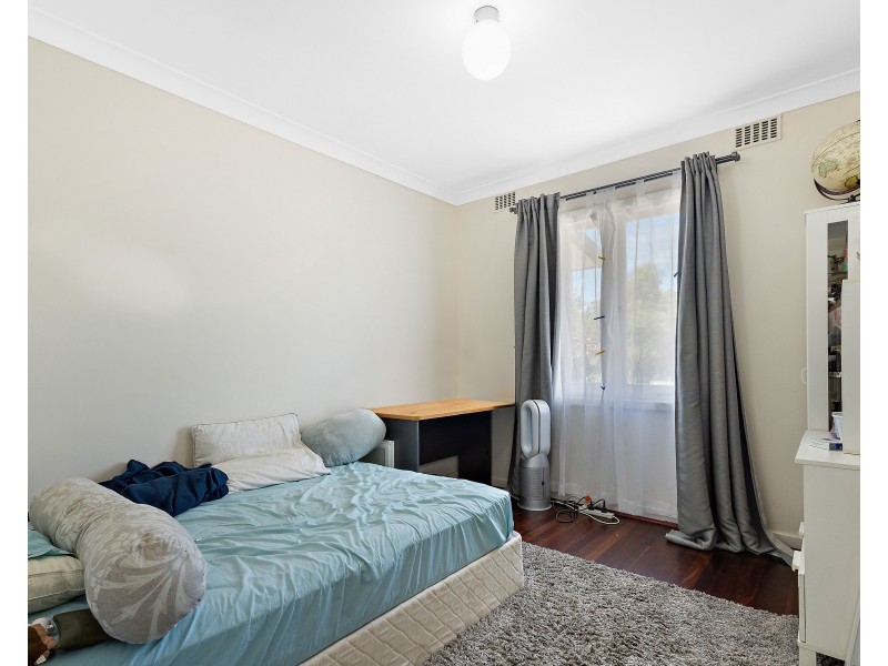 37 CASSERLEY AVENUE, Girrawheen WA 6064