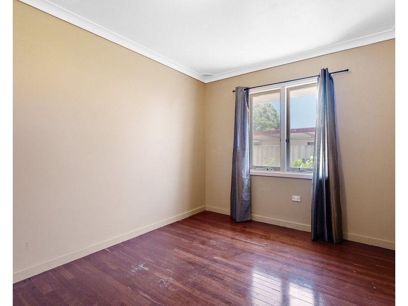 136 MARANGAROO DRIVE, Girrawheen WA 6064