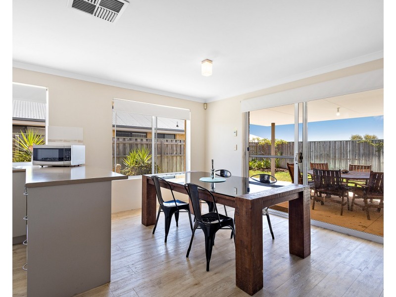 4 VASSE GARDENS, Ellenbrook WA 6069