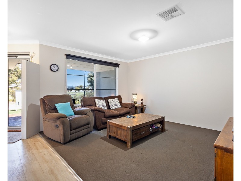 4 VASSE GARDENS, Ellenbrook WA 6069