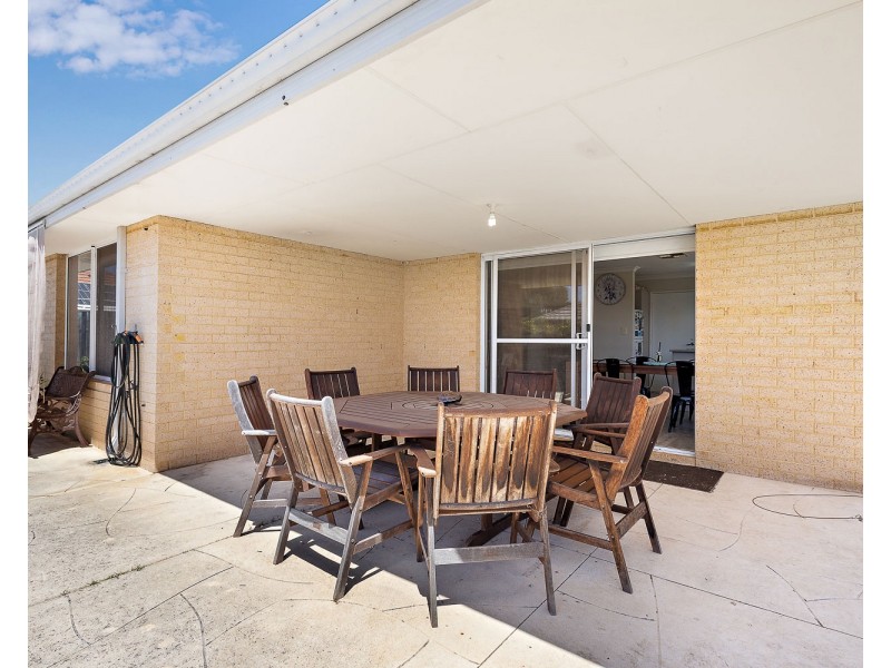 4 VASSE GARDENS, Ellenbrook WA 6069