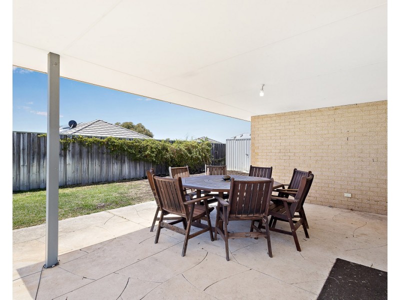 4 VASSE GARDENS, Ellenbrook WA 6069