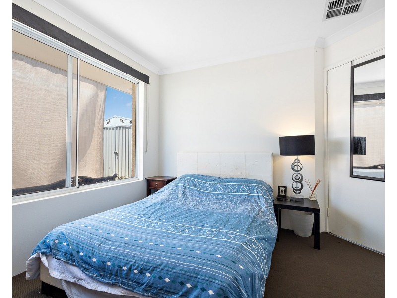 4 VASSE GARDENS, Ellenbrook WA 6069