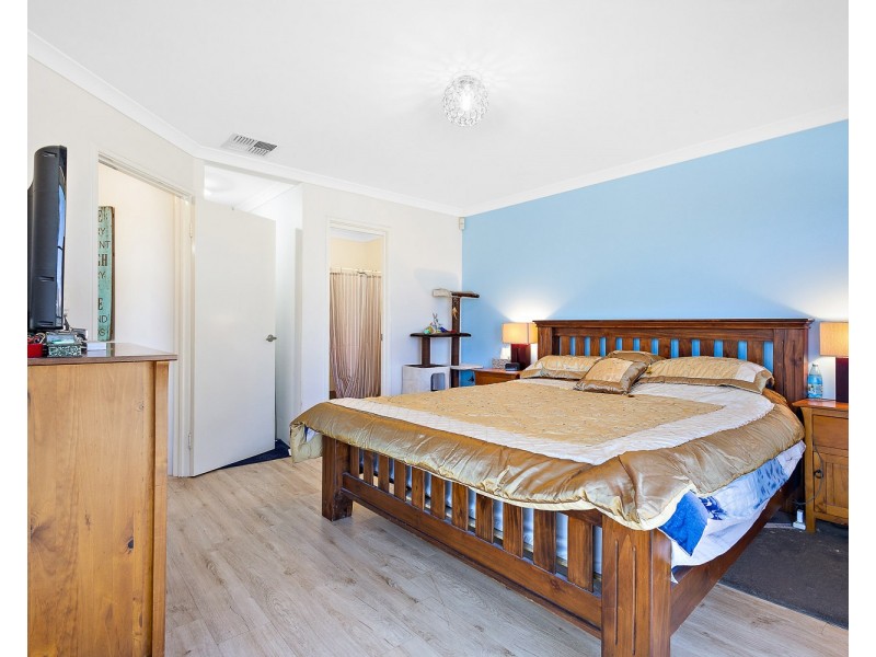 4 VASSE GARDENS, Ellenbrook WA 6069