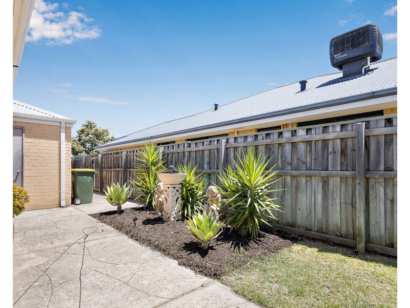 4 VASSE GARDENS, Ellenbrook WA 6069