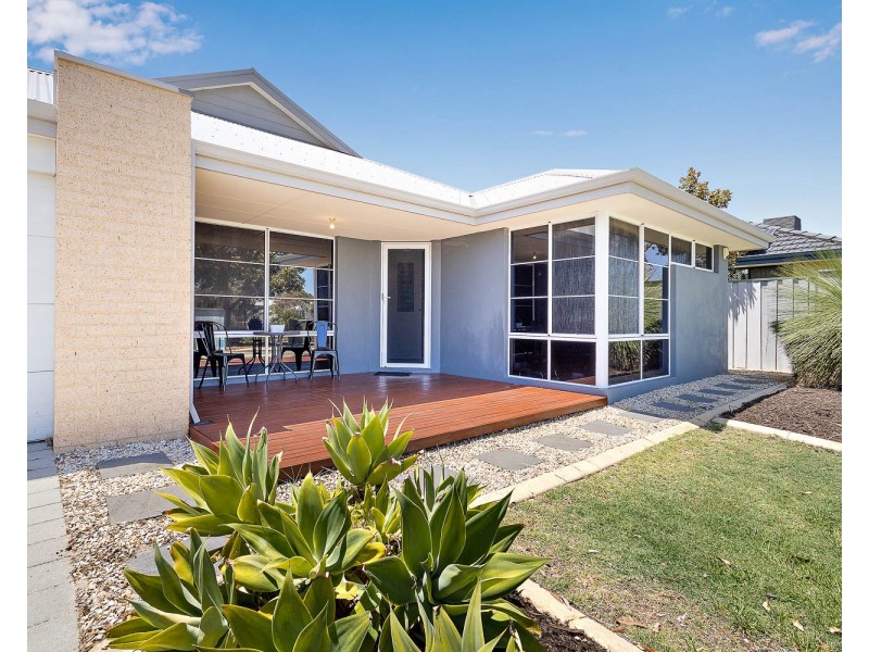 4 VASSE GARDENS, Ellenbrook WA 6069