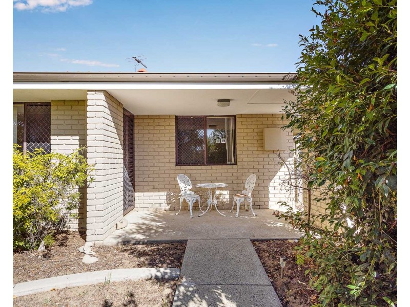 18B RODING COURT, Girrawheen WA 6064