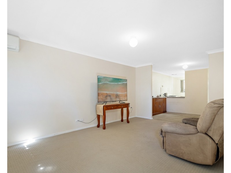18B RODING COURT, Girrawheen WA 6064