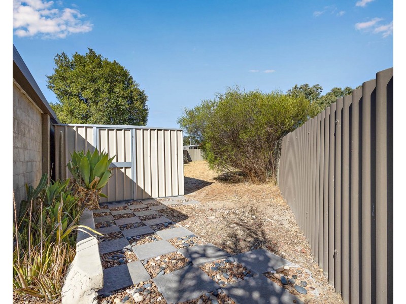 18B RODING COURT, Girrawheen WA 6064