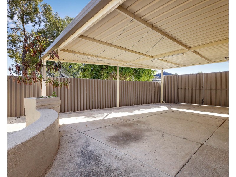 18B RODING COURT, Girrawheen WA 6064