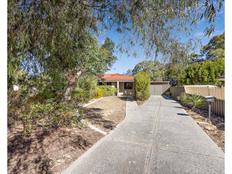 18B RODING COURT, Girrawheen WA 6064