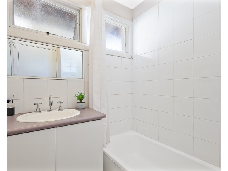 2/15 WESTBROOK WAY, Girrawheen WA 6064