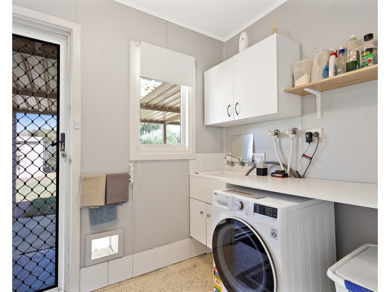 2/15 WESTBROOK WAY, Girrawheen WA 6064