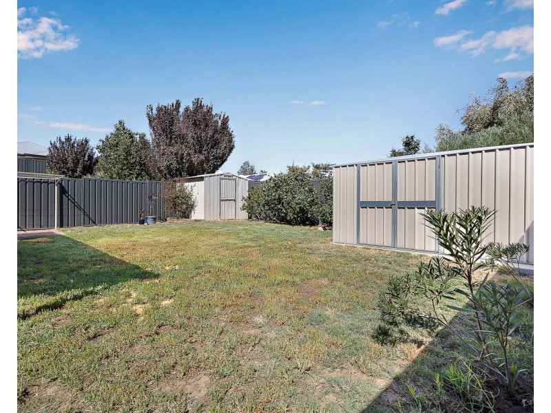 2/15 WESTBROOK WAY, Girrawheen WA 6064