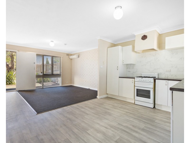 8B GOLDERS WAY, Girrawheen WA 6064