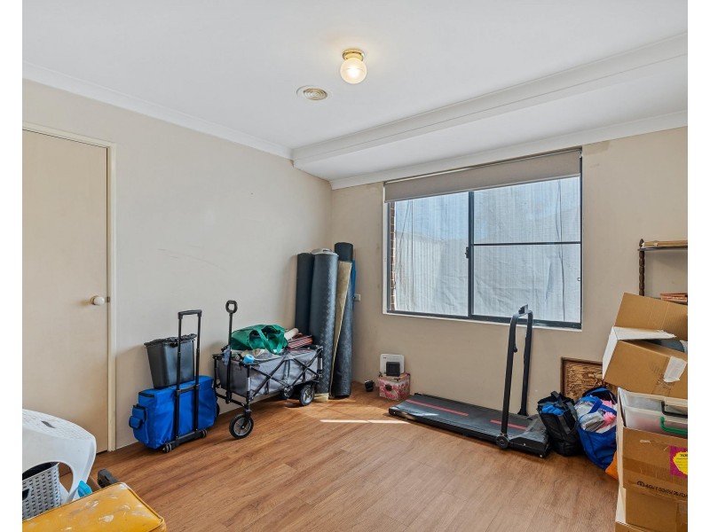 8 BLUE GROVE, Alexander Heights WA 6064