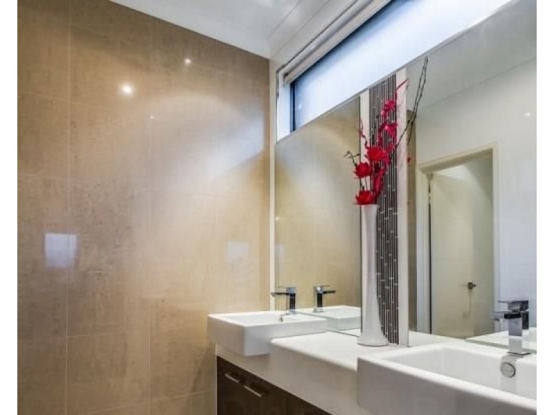 46 HARDCASTLE AVENUE, Landsdale WA 6065