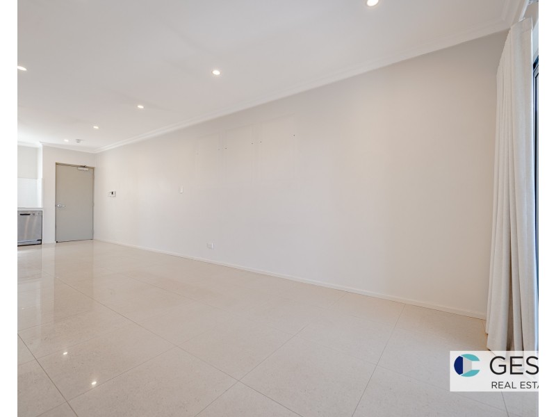 4/125 HARRISON STREET, Nollamara WA 6061