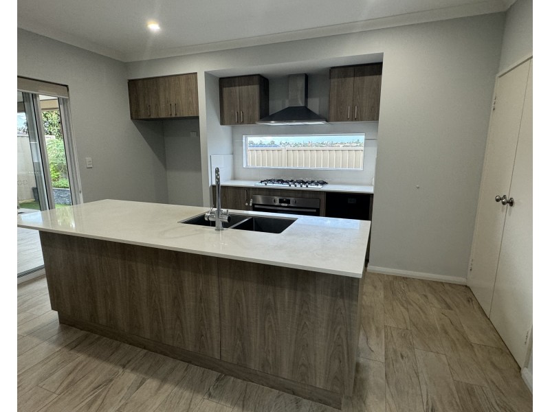 240 LANDSDALE ROAD, Landsdale WA 6065
