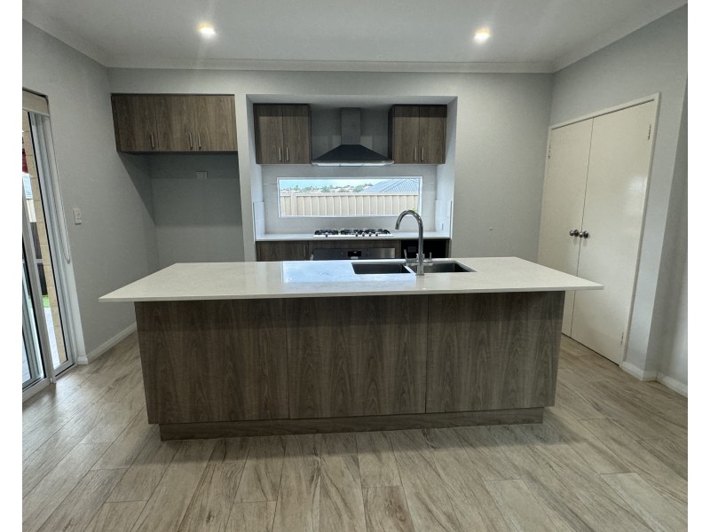 240 LANDSDALE ROAD, Landsdale WA 6065