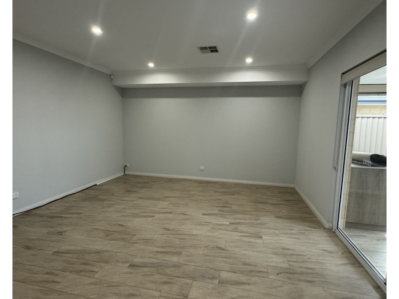 240 LANDSDALE ROAD, Landsdale WA 6065