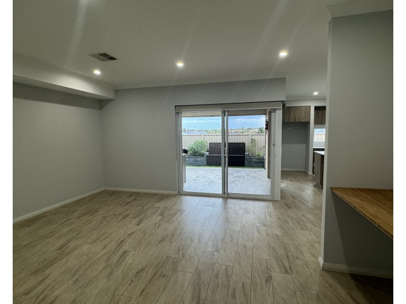 240 LANDSDALE ROAD, Landsdale WA 6065