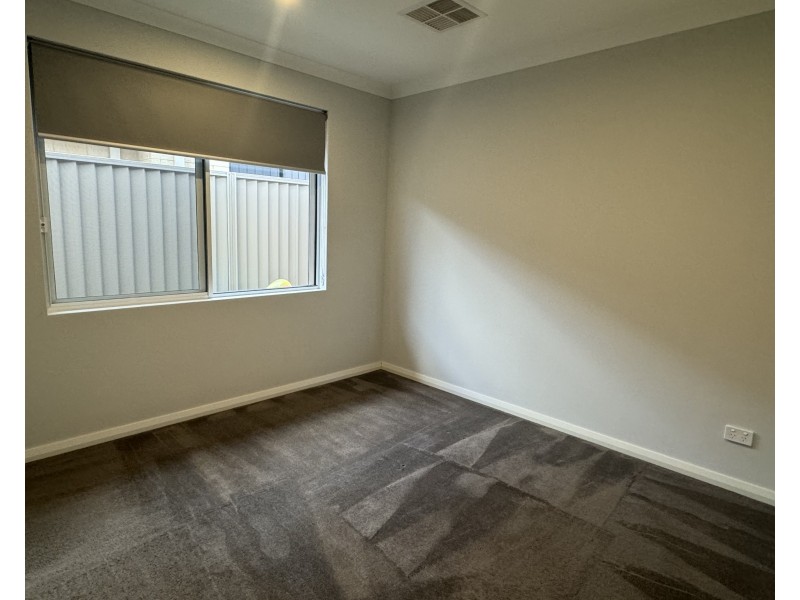 240 LANDSDALE ROAD, Landsdale WA 6065